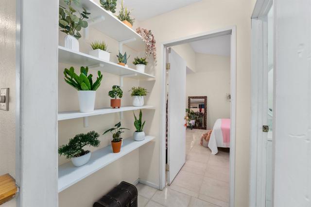 Detail Gallery Image 17 of 31 For 1534 Folkestone St, Spring Valley,  CA 91977 - 4 Beds | 2 Baths