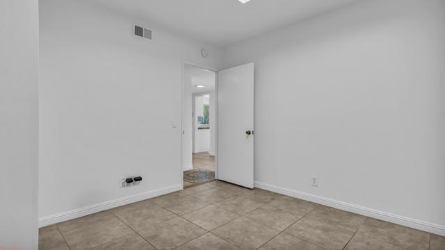 1000 Saint Thomas Circle, Palm Springs, CA 92264
