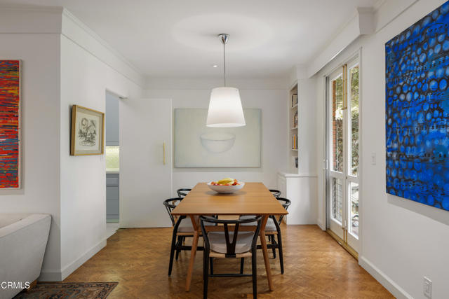 Detail Gallery Image 14 of 56 For 1105 S Orange Grove Bld, Pasadena,  CA 91105 - 3 Beds | 2/1 Baths