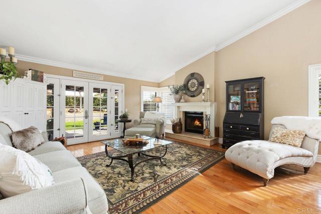 Detail Gallery Image 9 of 40 For 2028 Columbus Way, Vista,  CA 92081 - 2 Beds | 2 Baths