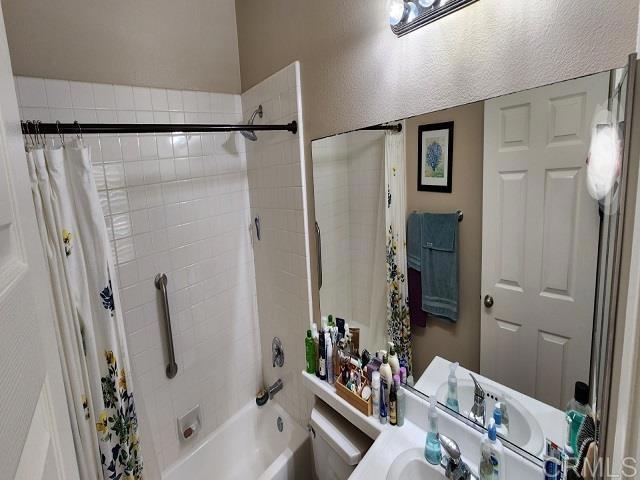 Detail Gallery Image 32 of 53 For 6848 Moorhen Pl, Carlsbad,  CA 92011 - 5 Beds | 4/1 Baths