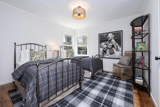 3 Delmar Court, Redwood City CA: https://media.crmls.org/mediaz/c25c92b5-56e6-477f-a6aa-d88c0fc83174.jpg