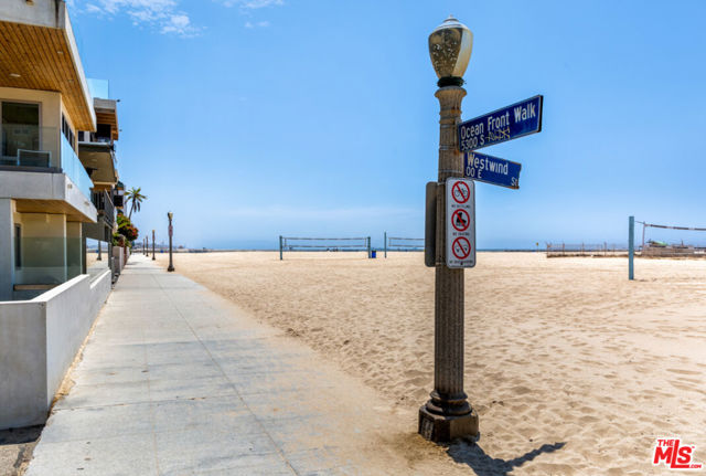 24 Westwind Street, Marina del Rey CA: https://media.crmls.org/mediaz/c25d0346-2355-40a5-b85a-5a0a3d582f7b.jpg