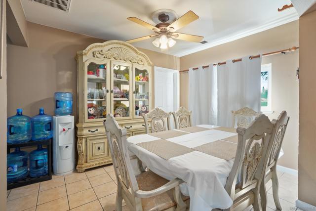 553 3rd Ave, Redwood City CA: https://media.crmls.org/mediaz/c25f6d65-a16c-4195-9c4f-b1d458858915.jpg