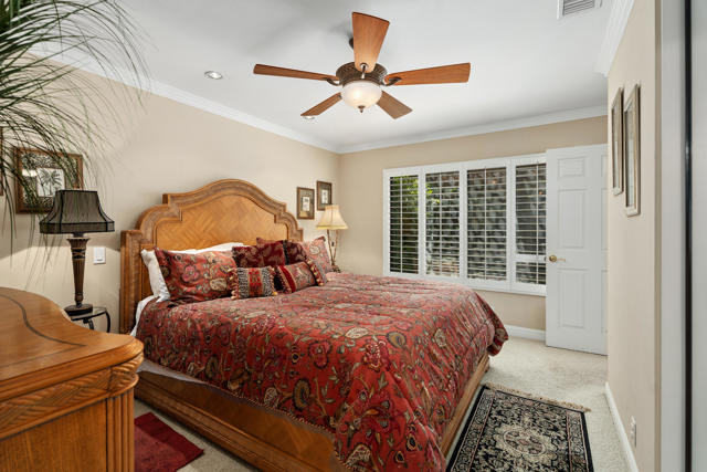 9 Acapulco Drive, Palm Desert CA: https://media.crmls.org/mediaz/c25fec72-0271-420b-ac9a-7cac822d26a2.jpg