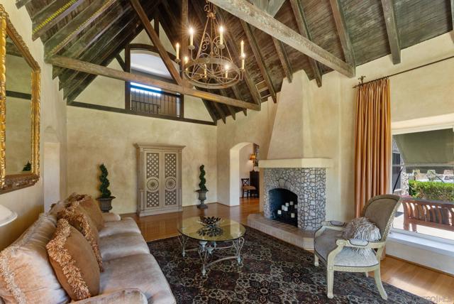 4386 Adams Ave, San Diego CA: https://media.crmls.org/mediaz/c26037fe-e11a-4299-8226-e7567612ba87.jpg