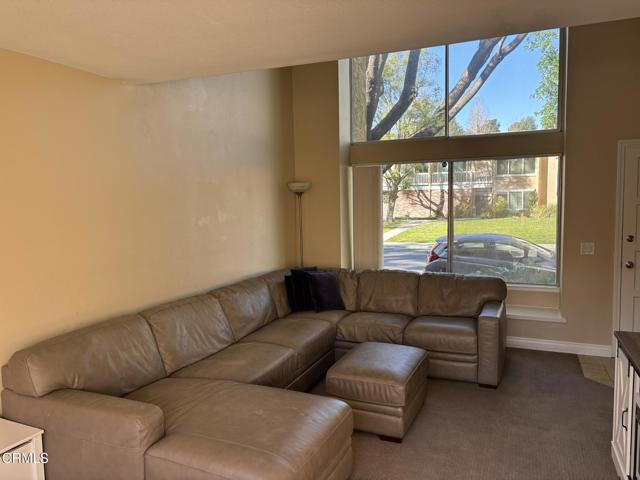 Detail Gallery Image 16 of 47 For 15006 Varsity #C,  Moorpark,  CA 93021 - 3 Beds | 2 Baths