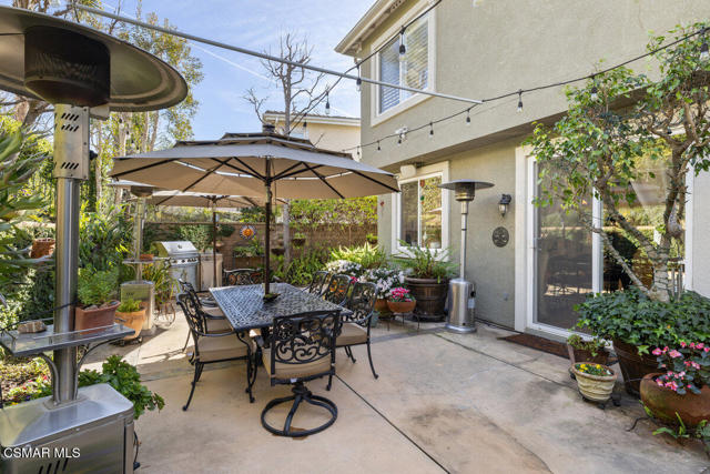 2787 Stonecutter Street, Thousand Oaks CA: https://media.crmls.org/mediaz/c262834d-0167-4198-b83a-0ebf016d5575.jpg