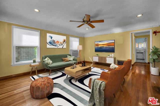 17447 Tribune Street photo 2