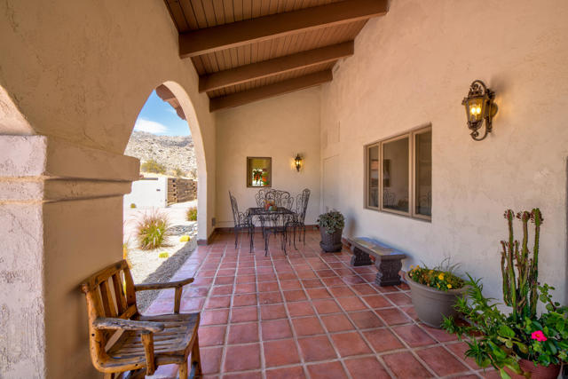 56375 Bighorn Drive, Mountain Center CA: https://media.crmls.org/mediaz/c263cfe0-219e-43fd-93a7-f7c002e50e91.jpg