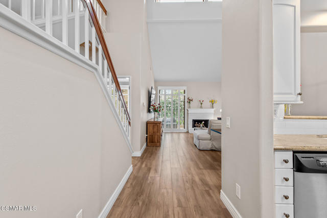 Image 3 of 30 For 4770 Castello Way