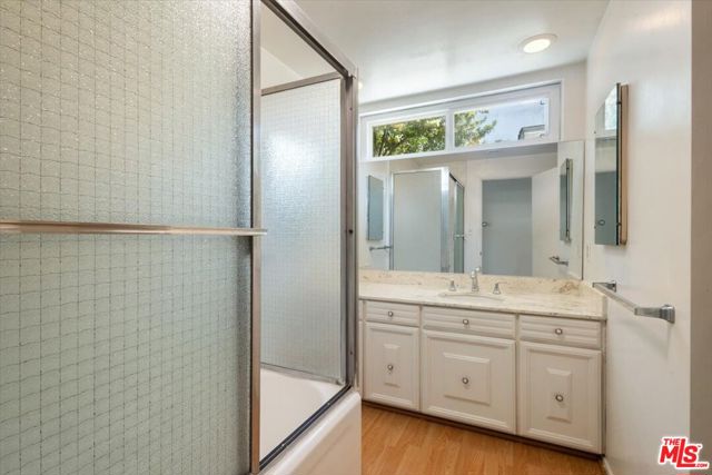 4210 Alcove Avenue, Studio City CA: https://media.crmls.org/mediaz/c2650483-05b7-4168-9511-bf4b2fd3c16a.jpg