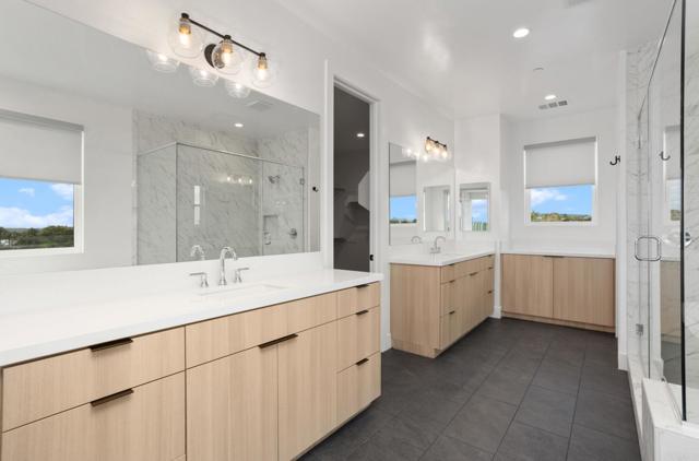 Detail Gallery Image 24 of 41 For 1220 Stonemark Place #MAIN HOUSE,  Vista,  CA 92081 - 6 Beds | 5 Baths