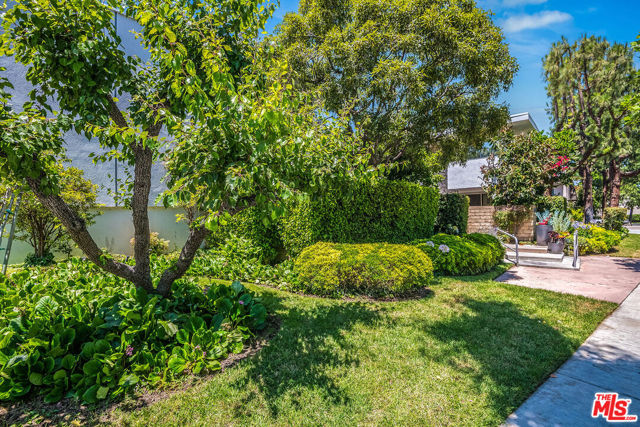 4231 West Sarah Street photo 31