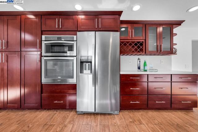 48346 Cottonwood St, Fremont CA: https://media.crmls.org/mediaz/c26685ee-dbac-45d7-bc8a-9438f8a4061d.jpg