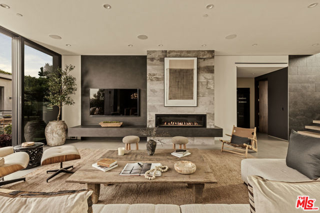 1632 Stradella Road, Los Angeles CA: https://media.crmls.org/mediaz/c267744d-a24c-4156-aad4-1dc0c063ef33.jpg