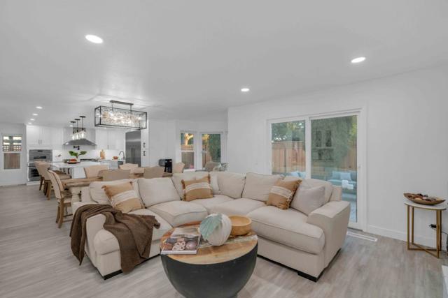 16865 Sundance Drive, Morgan Hill CA: https://media.crmls.org/mediaz/c267803f-a3b3-4505-a783-f09568d39957.jpg