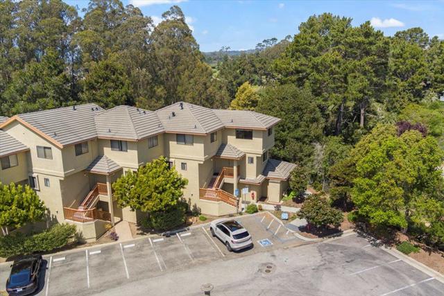 29 Seascape Resort Drive, Aptos CA: https://media.crmls.org/mediaz/c26842eb-6400-479b-b94f-a1eed470b8ac.jpg