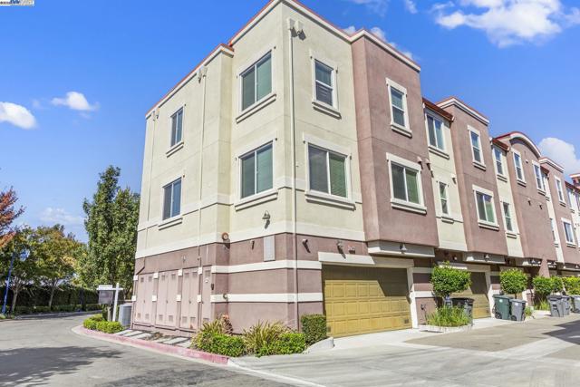 Image 31 of 42 For 6672 Adare Ln