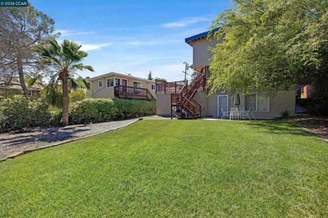 940 East St, Lafayette CA: https://media.crmls.org/mediaz/c2691efb-de4c-4f66-a5bf-31fcd28a382a.jpg