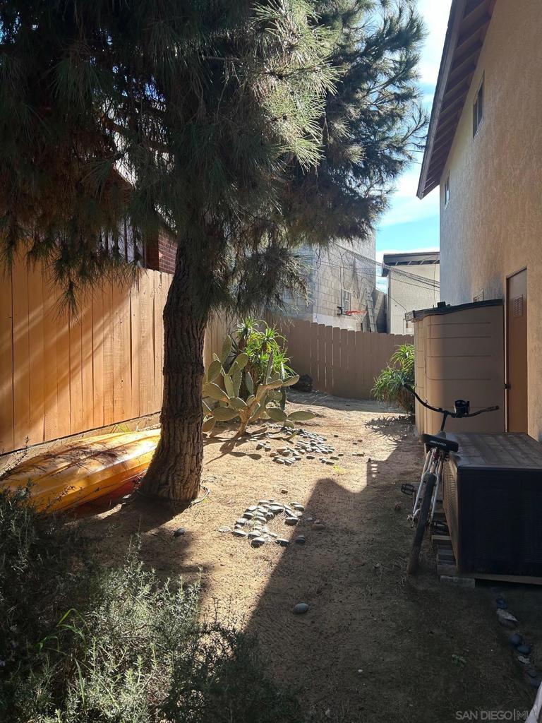 225 Melrose Ave - photo 13