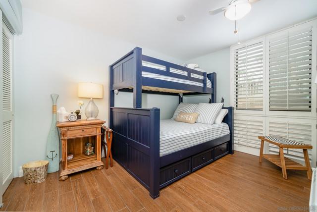 Image 20 of 45 For 2955 Ocean Street  19