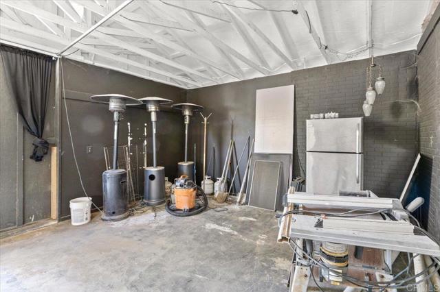 40707 Intrepid Rd, Hemet CA: https://media.crmls.org/mediaz/c26b9bc8-d900-472f-a513-28863844f678.jpg