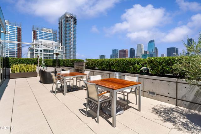 Detail Gallery Image 20 of 26 For 1155 S Grand Ave #1510,  Los Angeles,  CA 90015 - 2 Beds | 2 Baths