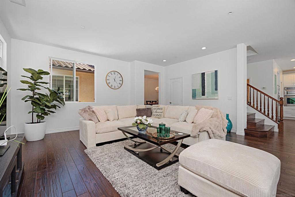 MLS #250043082SD image #6