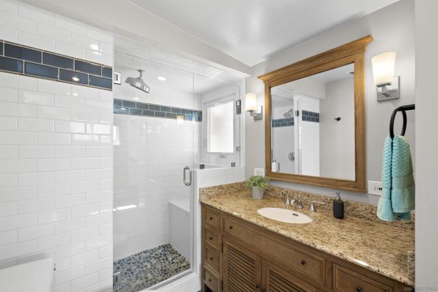 3833 Tomahawk Ln, San Diego CA: https://media.crmls.org/mediaz/c26db321-8e84-42d9-8e48-ca8b468e406a.jpg