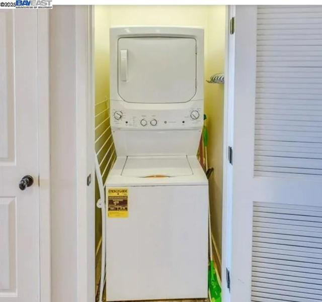1948 Railroad Ave, Livermore CA: https://media.crmls.org/mediaz/c26e6981-0ffc-4976-ab35-937633545a8f.jpg