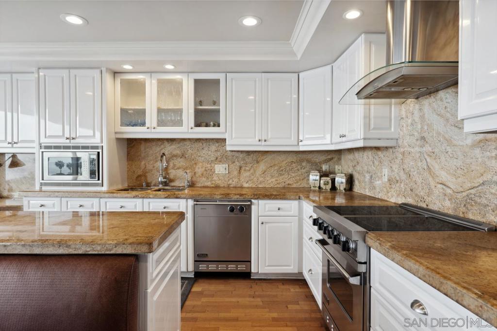 1219 Coast Blvd - photo 8