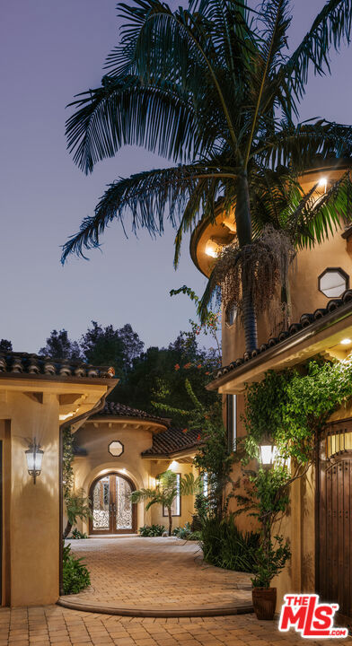 MLS #26881811 image #2