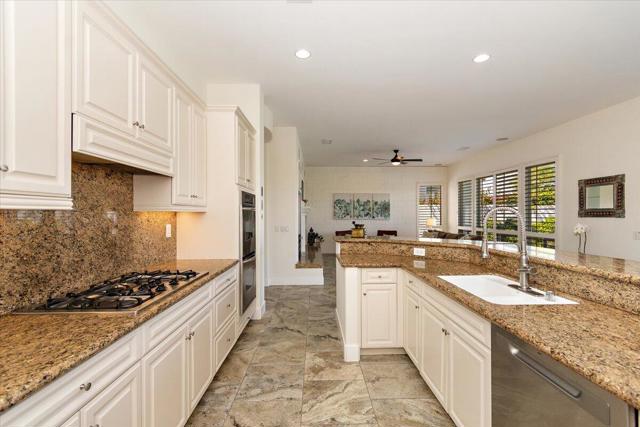 79700 Citrus Street, La Quinta CA: https://media.crmls.org/mediaz/c26f507c-c94f-4cc3-a9e9-977f69ddf875.jpg