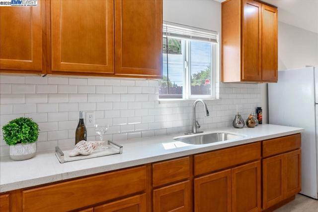 4733 E Washington St, Stockton CA: https://media.crmls.org/mediaz/c26fd8a7-fa34-4e0d-9f50-db26079fd707.jpg