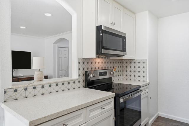 1687 Pentecost Way, San Diego CA: https://media.crmls.org/mediaz/c272ff05-9ab5-41da-91d3-c0002e267ca6.jpg