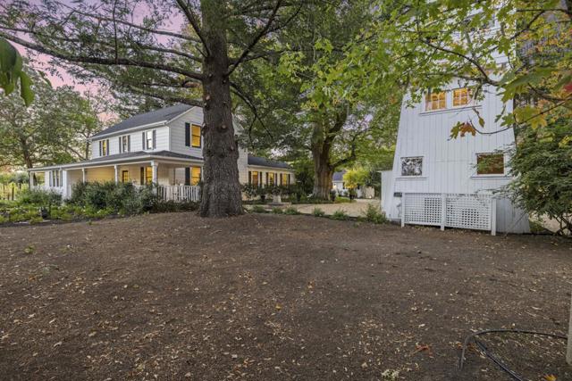 2551 Grant Street, Calistoga CA: https://media.crmls.org/mediaz/c273e66d-20bd-438e-9c54-6189d5626da3.jpg
