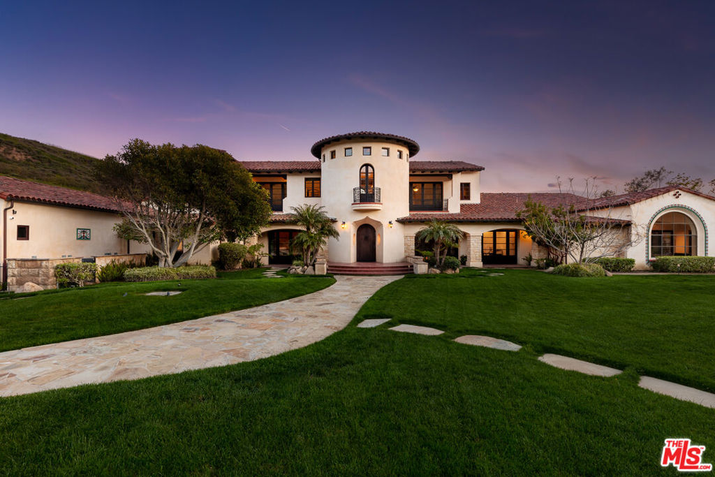 6914 Solano Verde Drive