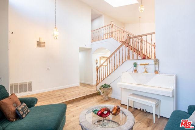 3626 W Avenue J2, Lancaster CA: https://media.crmls.org/mediaz/c2742e4e-7489-4fed-a590-fd49cdb9cd20.jpg
