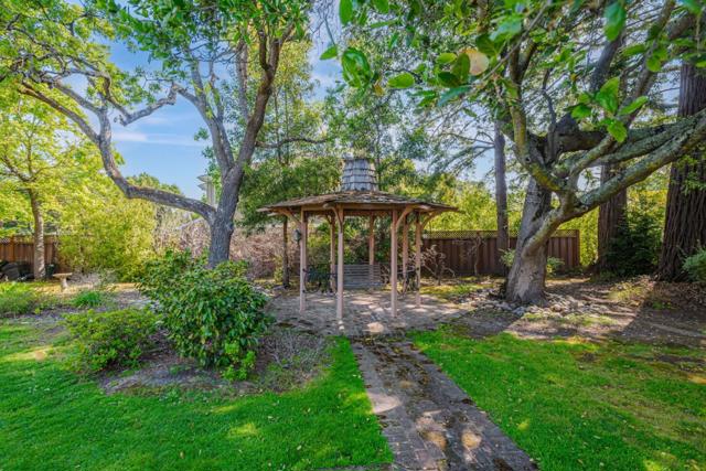 280 Uplands Drive, Hillsborough CA: https://media.crmls.org/mediaz/c274bd2a-f262-4cb4-8c97-179375ba2281.jpg