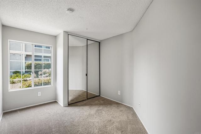Image 16 of 20 For 231 Riverview Way