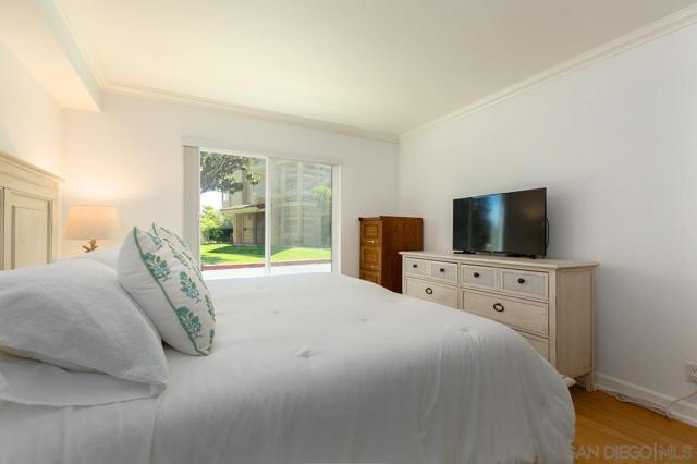 12270 Corte Sabio, San Diego CA: https://media.crmls.org/mediaz/c276284d-f4c0-4220-a48f-dc37df6ddef6.jpg