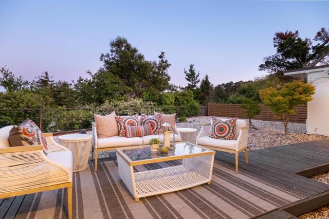 2989 Dolores Way, Burlingame CA: https://media.crmls.org/mediaz/c278382a-0729-4400-a642-670a3a4ec886.jpg