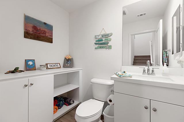 Detail Gallery Image 24 of 42 For 4214 Mission Ranch Way, Oceanside,  CA 92057 - 2 Beds | 2/1 Baths