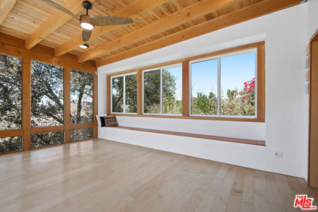 1212 Fernwood Pacific Drive, Topanga CA: https://media.crmls.org/mediaz/c279bfb5-6596-4d58-84f9-9c5333dac8a2.jpg
