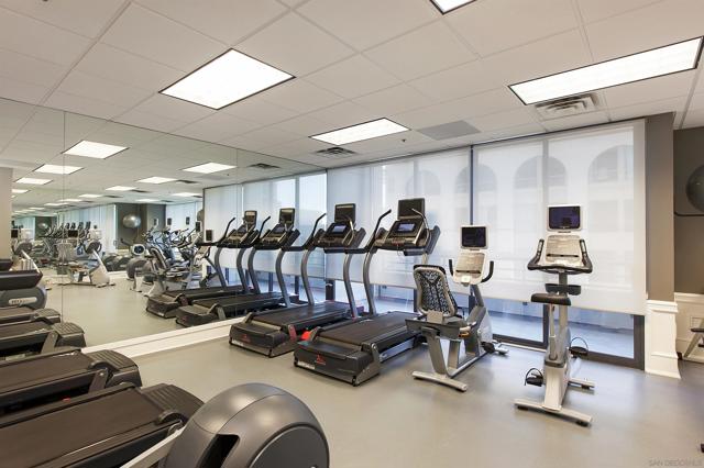 700 Front Street, San Diego CA: https://media.crmls.org/mediaz/c27b4ca5-1f75-4208-8a89-67e149545578.jpg