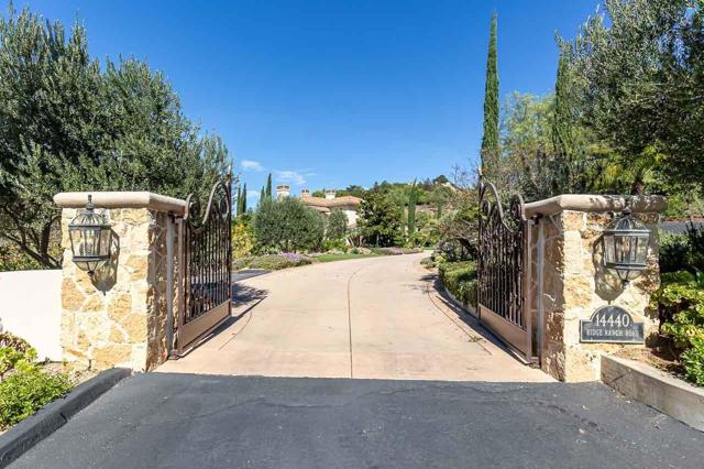 14440 Ridge Ranch Rd, Valley Center CA: https://media.crmls.org/mediaz/c27b5443-3715-4d23-9da2-480dbfce02d7.jpg