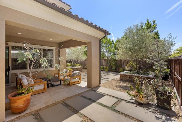 3619 N Fork Ave, Carlsbad CA: https://media.crmls.org/mediaz/c27b7284-238d-4247-afac-b41a00ff0109.jpg