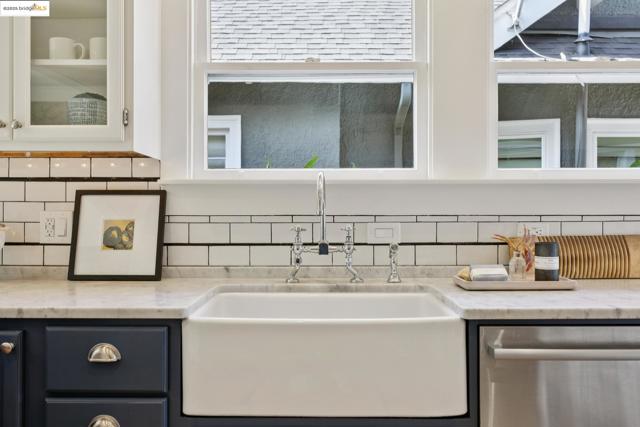 3936 Elston Ave., Oakland CA: https://media.crmls.org/mediaz/c27b942c-bcc5-4933-9218-17ce2b0056d2.jpg