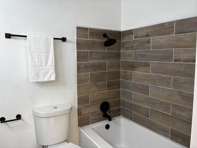 Detail Gallery Image 12 of 18 For 8034 Linda Vista Rd #1d,  San Diego,  CA 92111 - 2 Beds | 2 Baths
